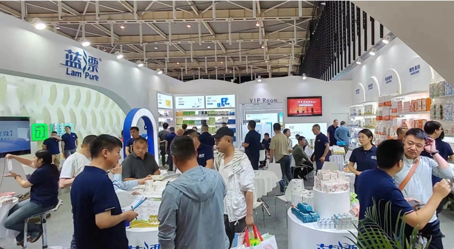 火熱現(xiàn)場|藍漂攜新品精彩亮相第31屆生活用紙國際科技展覽會